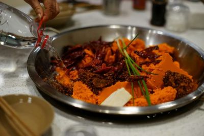 傳承陸派火鍋，山城步道的馬幫文化夢(mèng)