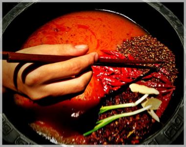 重慶一次性火鍋紅油廠家，學(xué)會吃火鍋不再上火