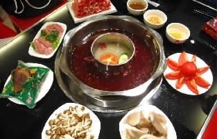 重慶火鍋底料廠，尋覓麻辣，體驗地道