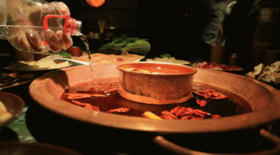 重慶火鍋底料批發，重慶火鍋的種類是舌尖上的味蕾