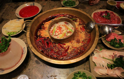 重慶火鍋底料加工，吃火鍋，九宮格不可辜負