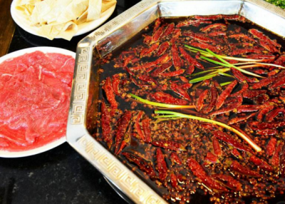 如何去篩選優(yōu)質(zhì)的火鍋底料呢？