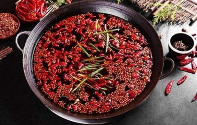 火鍋底料代加工廠目前分為幾大類呢？如何選擇火鍋底料批發(fā)生產廠家？