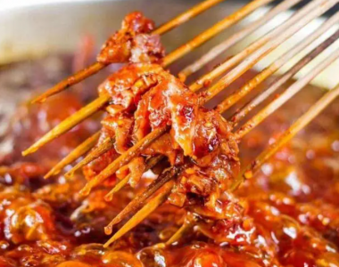 揭秘串串香店：專用底料工藝究竟有多復雜？