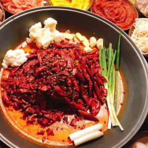 同配方火鍋底料味各異，重慶制作有何獨門秘訣？