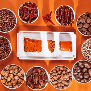 紅油在火鍋調料中為何必不可少？原因剖析